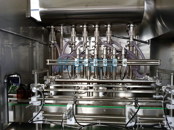 液體灌裝機(jī) 液體灌裝機(jī)